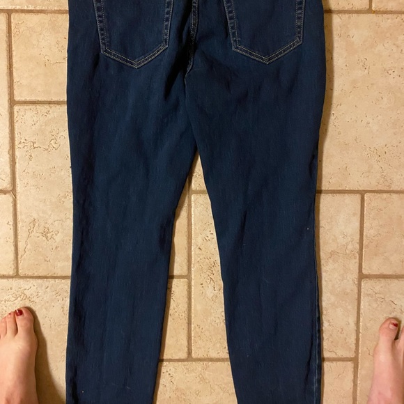 Michael Kors ladies jeans - Picture 6 of 6